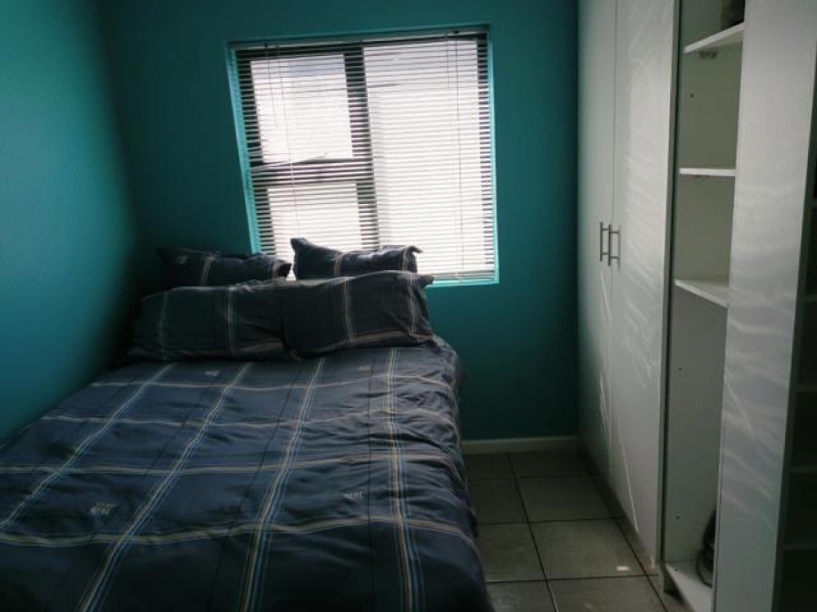 2 Bedroom Property for Sale in Ottery East Western Cape